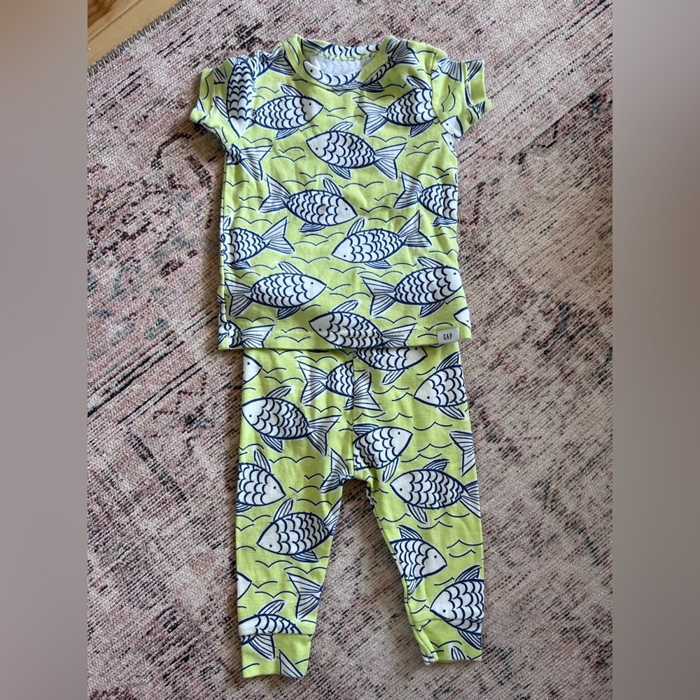 GAP Kids Pajamas - Green Fish Print